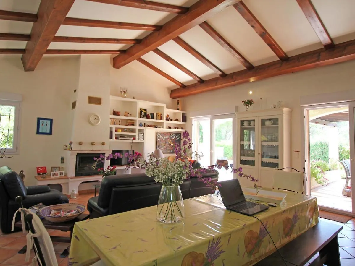Gorgeous Villa In Bagnols En For T